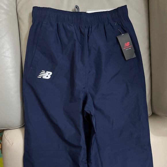 NWT - New Balance Men’s Athletic Pants - Size M - Picture 2 of 10